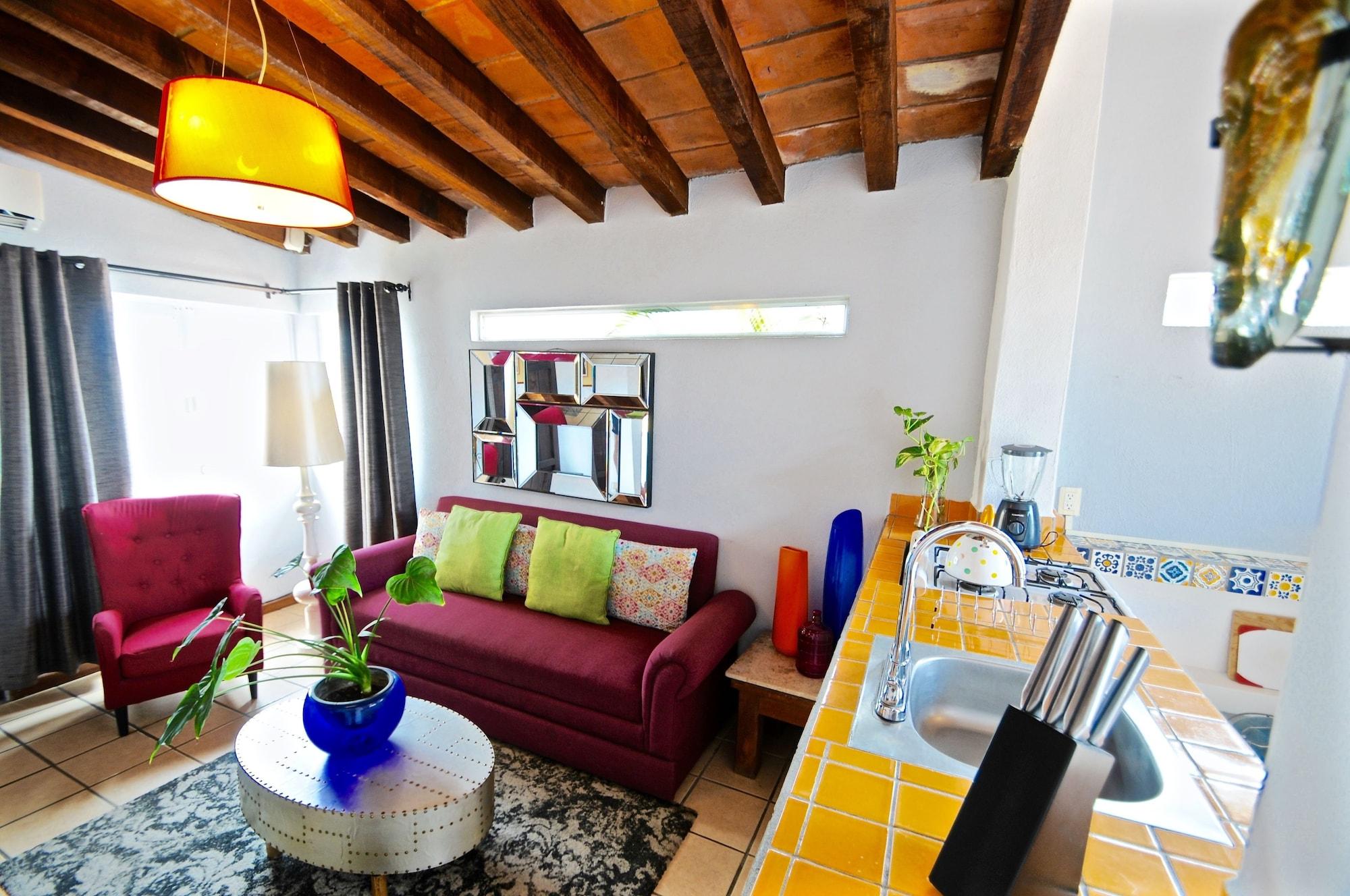 פוארטו ואלארטה Villa Mercedes Petit Hotel-Adults Only מראה חיצוני תמונה